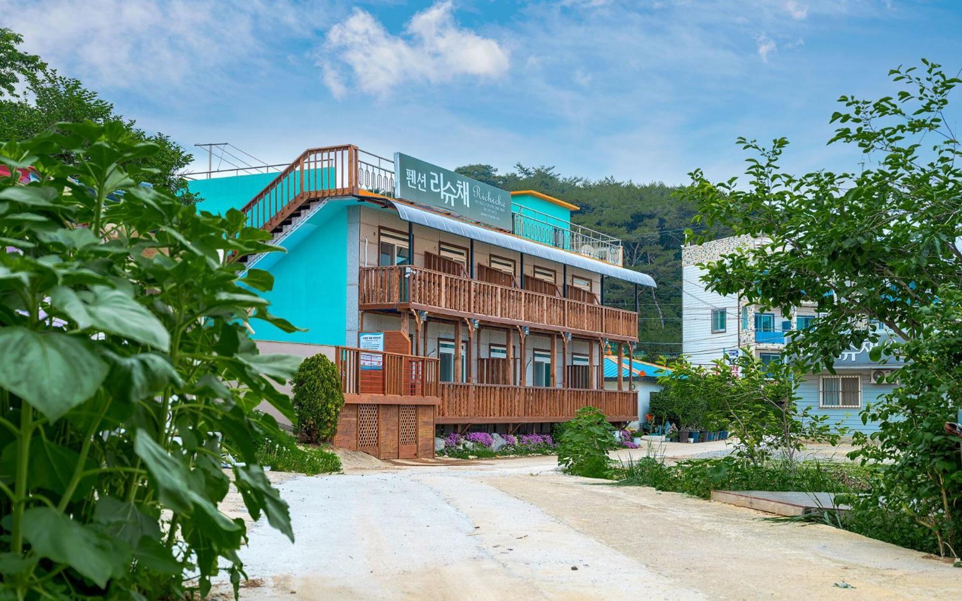 Taean Anmyeondo Li Syuchae Pension Buitenkant foto