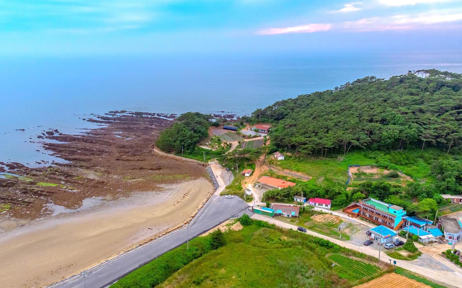 Taean Anmyeondo Li Syuchae Pension Buitenkant foto